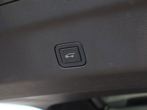 Used 2021 Cadillac Escalade Sport Platinum image 30