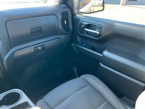 Used 2022 GMC Sierra 1500 Pro w/ Fleet Convenience Package image 11