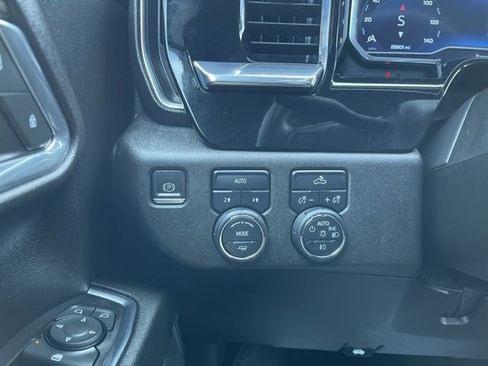 Used 2023 Chevrolet Silverado 1500 RST image 18