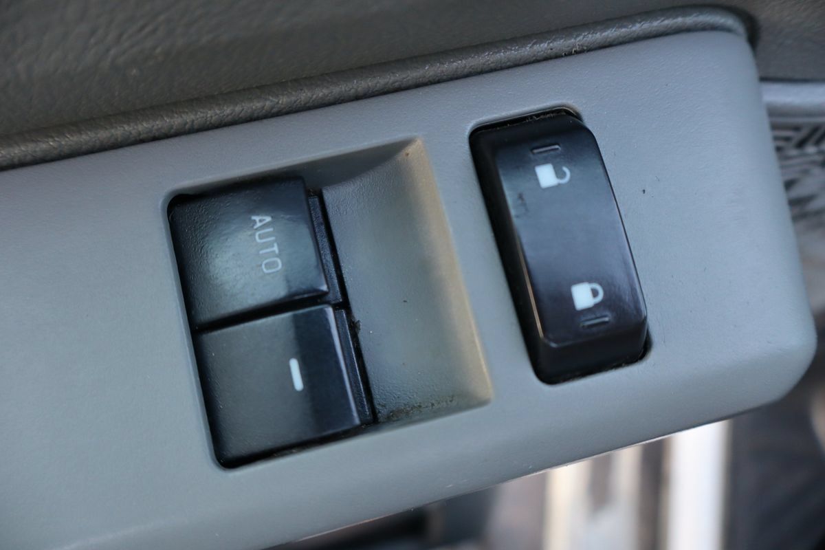 Used 2014 Ford E-250 and Econoline 250 w/ Power Group RWD image 25