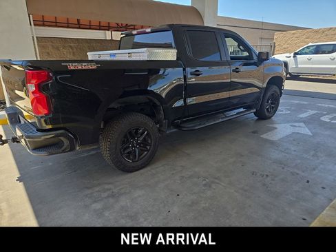 Used 2019 Chevrolet Silverado 1500 Custom Trail Boss w/ Custom Convenience Package AWD/4WD image 4