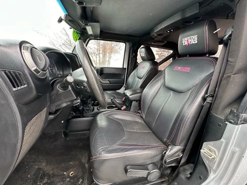 Used 2012 Jeep Wrangler Sport image 11