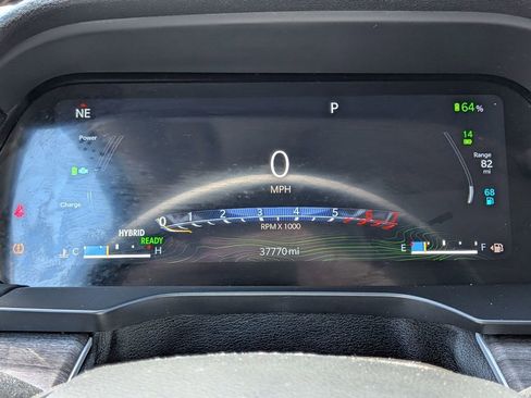 Used 2023 Jeep Grand Cherokee 4WD 4xe image 17