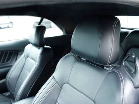 Used 2016 Ford Mustang GT Premium w/ Equipment Group 401A RWD image 14