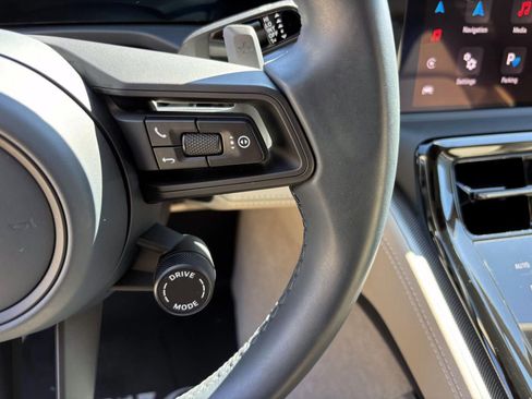 Used 2025 Porsche Panamera Base image 28