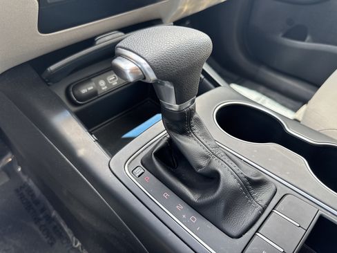 Used 2019 Kia Sorento FWD image 27