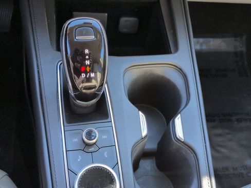 Used 2023 Cadillac XT4 Premium Luxury image 25