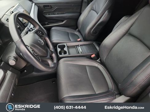 Used 2023 Honda Odyssey Sport image 14