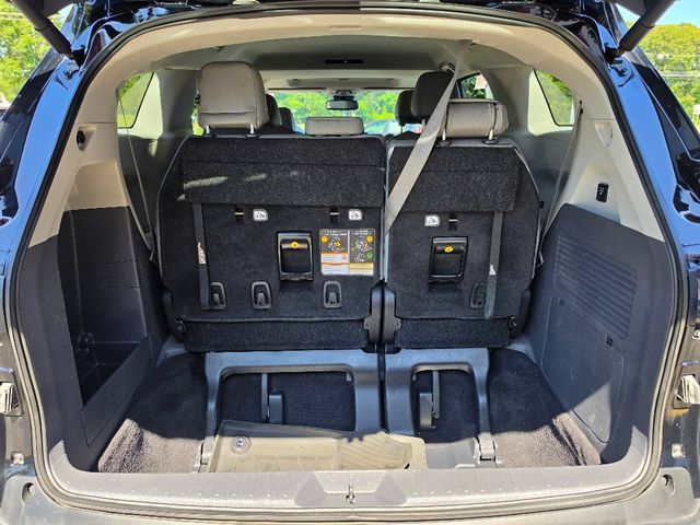 Used 2024 Toyota Sienna XLE w/ XLE Plus Package AWD/4WD image 17