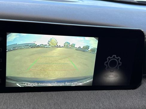 Certified 2025 Nissan Kicks SV w/ Illumination Package AWD/4WD image 9