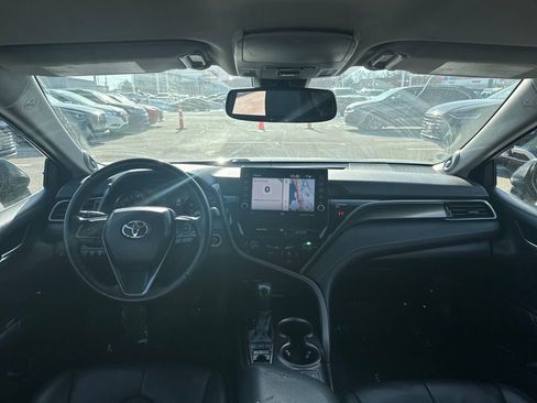 Used 2023 Toyota Camry XSE image 10