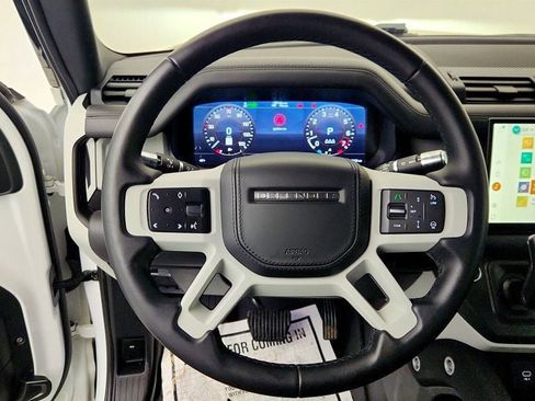 Used 2022 Land Rover Defender 90 X-Dynamic HSE image 14