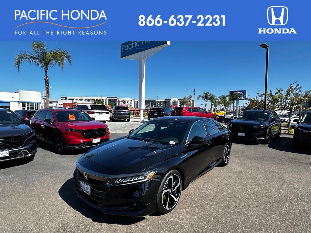 Used 2022 Honda Accord Sport image 1