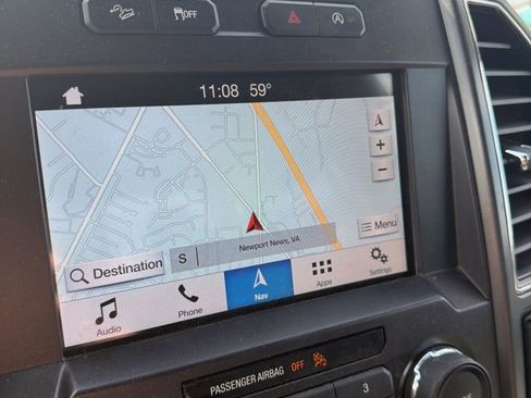 Used 2018 Ford F150 XLT image 4