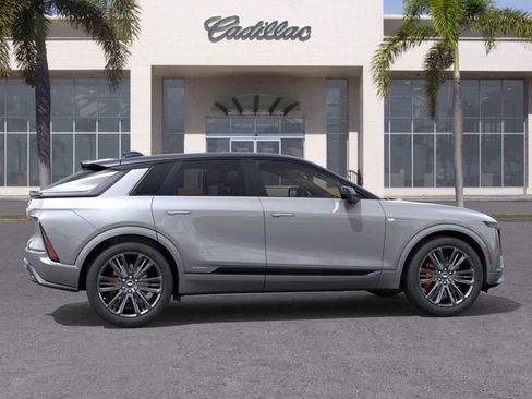 New 2026 Cadillac Lyriq V AWD/4WD image 5