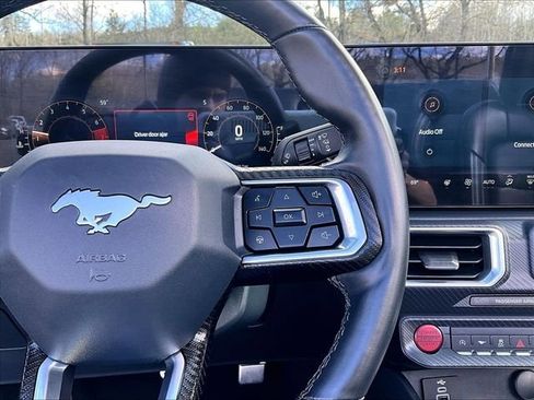 Used 2025 Ford Mustang Premium RWD image 24