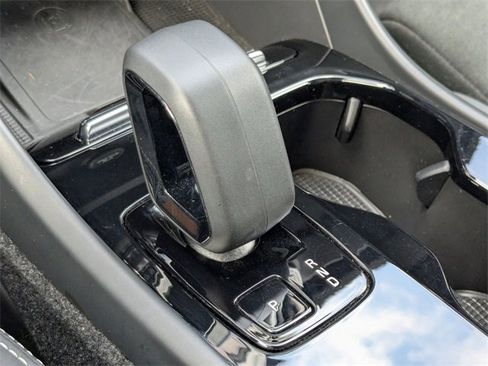 Used 2023 Volvo XC40 Recharge Ultimate image 20