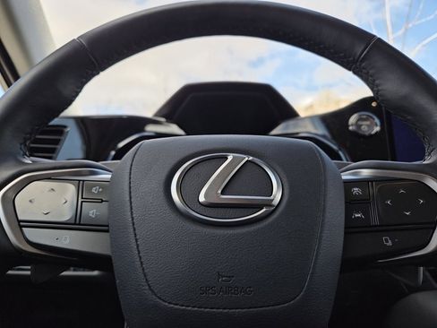 Used 2025 Lexus NX 350h AWD w/ Cold Area Package image 38