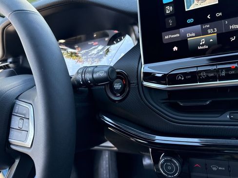 New 2026 Jeep Compass Limited image 25