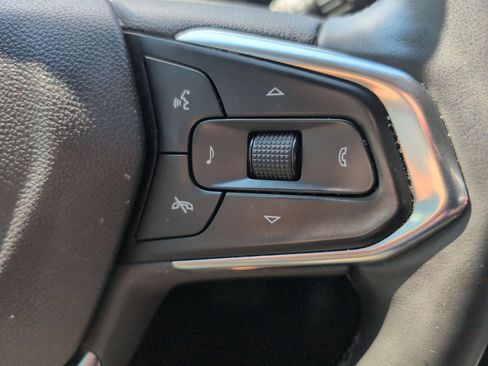 Used 2024 Chevrolet Trax LT w/ Driver Confidence Package FWD image 14