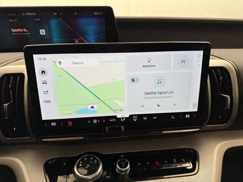 New 2026 Ford Expedition Active image 29