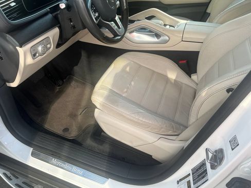 Used 2020 Mercedes-Benz GLS 450 4MATIC image 8