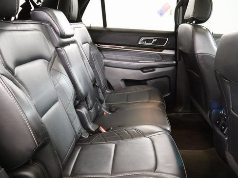 Used 2017 Ford Explorer Platinum AWD/4WD image 29