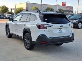 Certified 2025 Subaru Outback Onyx Edition AWD/4WD video 2
