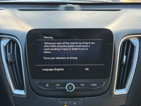 Used 2024 Chevrolet Malibu LT image 41