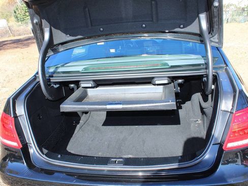 Used 2014 Mercedes-Benz E 350 E 350 Sport 4MATIC AWD 4dr Sed image 33