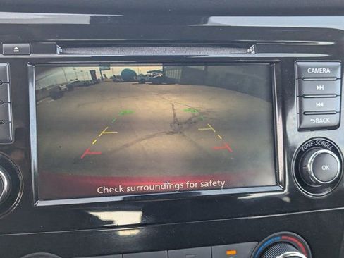 Used 2022 Nissan Rogue Sport S image 15