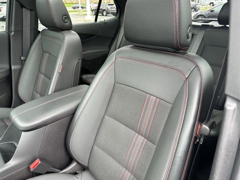 Used 2024 Chevrolet Equinox RS image 11