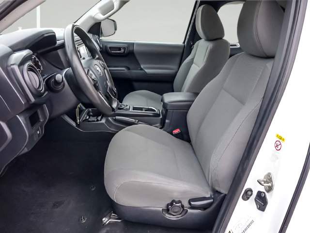 Used 2018 Toyota Tacoma SR RWD image 10