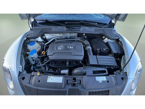 Used 2015 Volkswagen Beetle 1.8T image 32