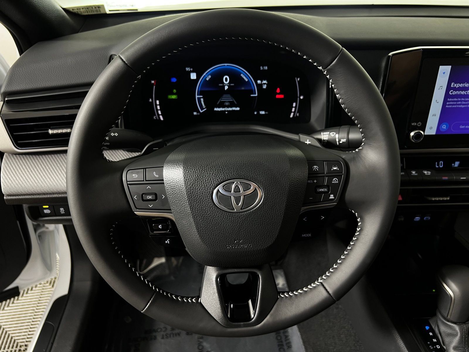 Used 2026 Toyota Camry SE FWD image 14