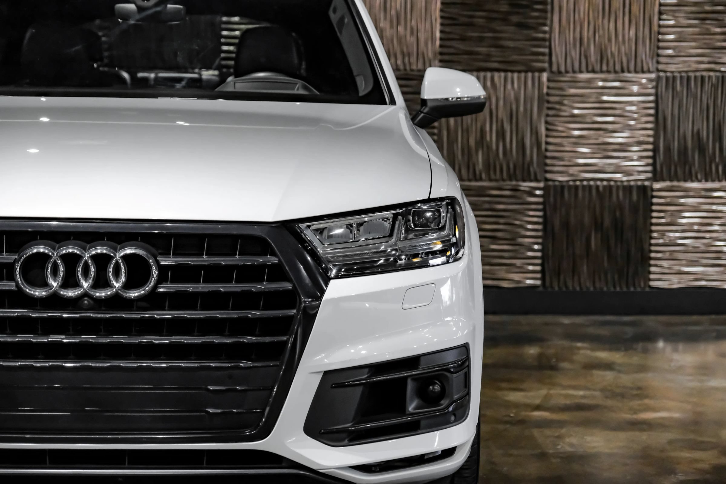 Used 2019 Audi Q7 3.0T Prestige AWD/4WD image 54