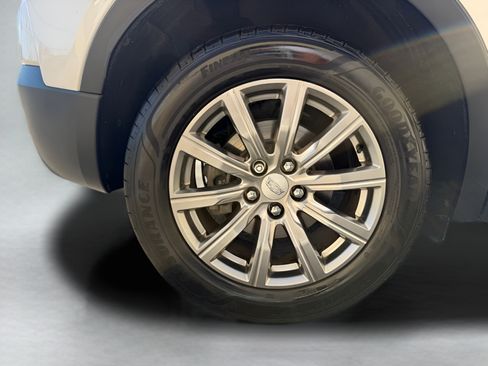 Used 2019 Cadillac XT4 Premium Luxury AWD/4WD image 26