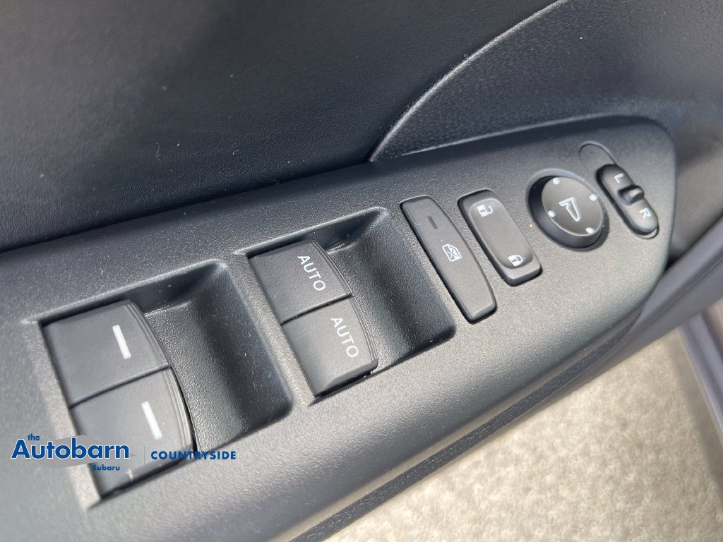 Used 2020 Honda Insight Touring image 11