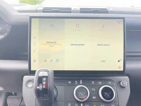 New 2026 Land Rover Defender 110 S AWD/4WD image 15