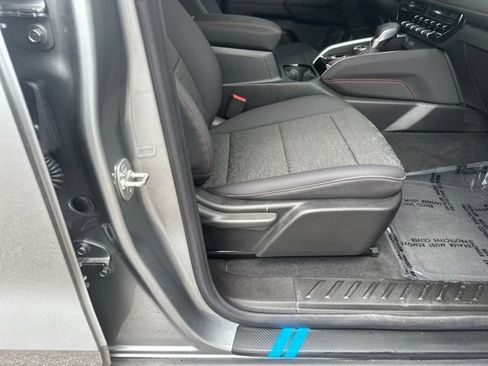 Used 2024 Chevrolet Colorado Z71 AWD/4WD image 32