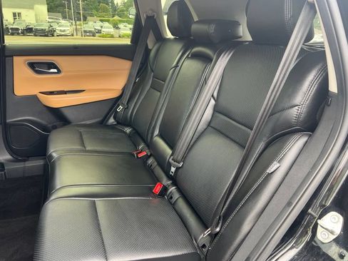 Used 2023 Nissan Rogue Platinum w/ Platinum Premium Package AWD/4WD image 9