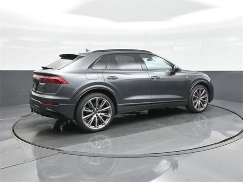 New 2026 Audi Q8 Prestige image 7