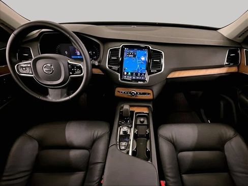 Used 2024 Volvo XC90 B6 Plus w/ Protection Package Premier AWD/4WD image 14