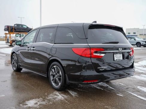 Used 2023 Honda Odyssey Elite image 5