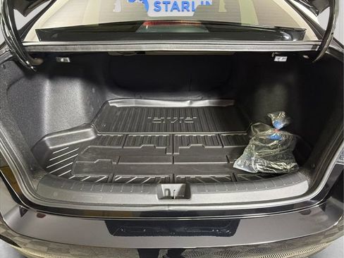 Used 2025 Honda Civic Sport image 28