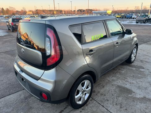 Used 2017 Kia Soul image 5