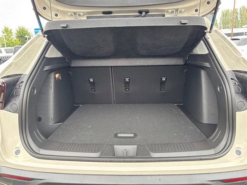 New 2026 Chevrolet Trax ACTIV w/ Sunroof Package image 28