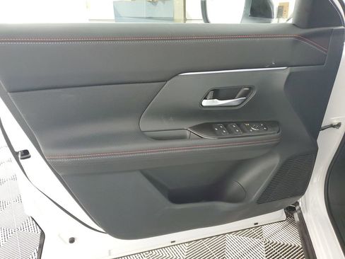 New 2026 Nissan Kicks SR image 27