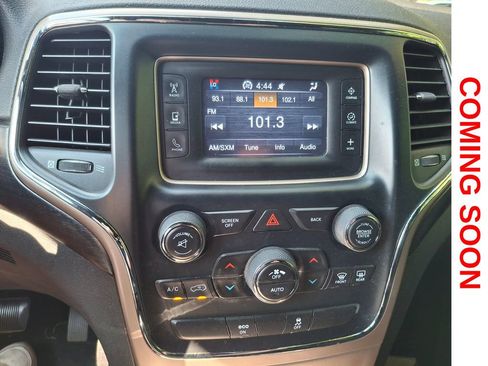 Used 2014 Jeep Grand Cherokee Laredo w/ Quick Order Package 23E AWD/4WD image 12