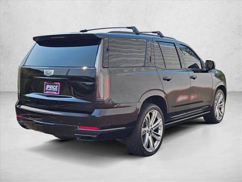 Used 2025 Cadillac Escalade Sport w/ Touring Package AWD/4WD image 6